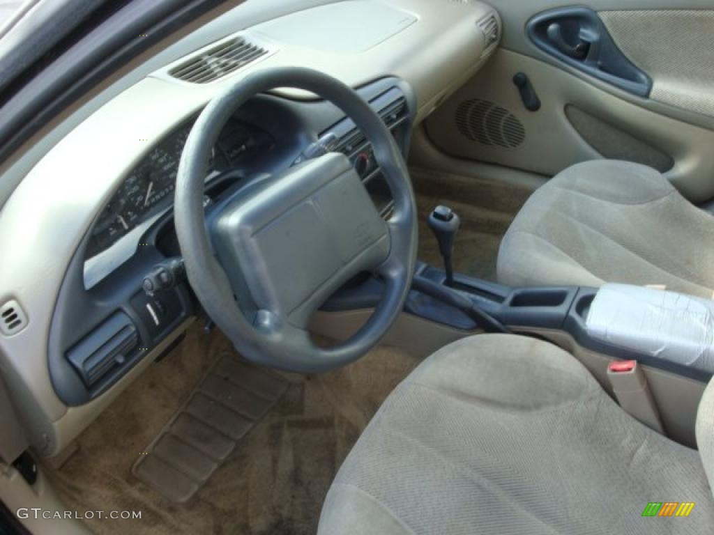 1997 Cavalier LS Sedan - Green Metallic / Neutral photo #12