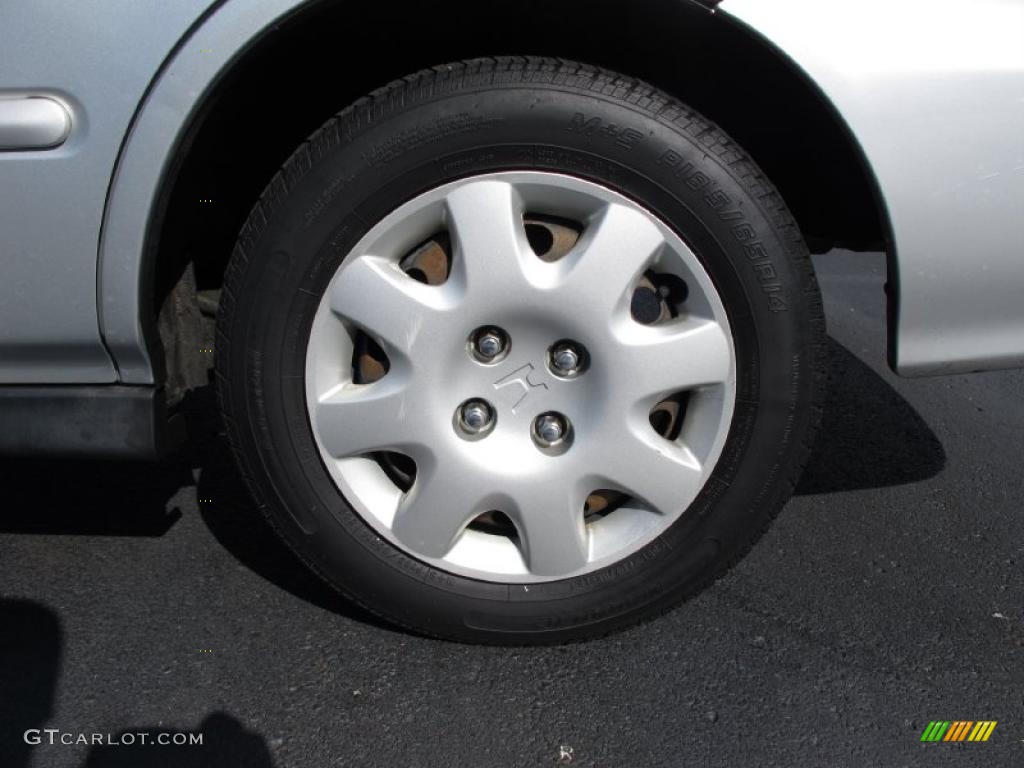 2000 Honda Civic VP Sedan Wheel Photo #37888600
