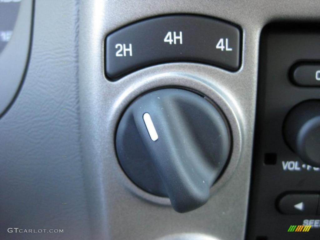 2011 Ford Ranger XLT SuperCab 4x4 Controls Photo #37889252