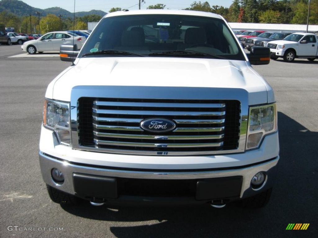 2010 F150 XLT SuperCrew 4x4 - Oxford White / Medium Stone photo #3
