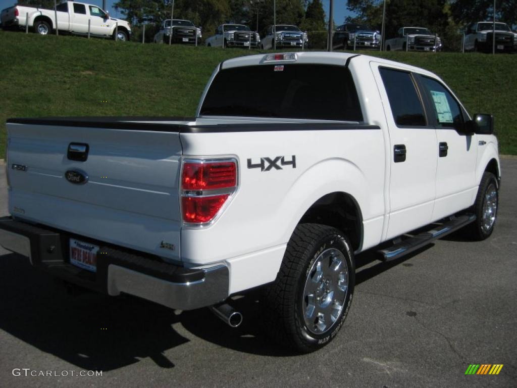 Oxford White 2010 Ford F150 XLT SuperCrew 4x4 Exterior Photo #37889828