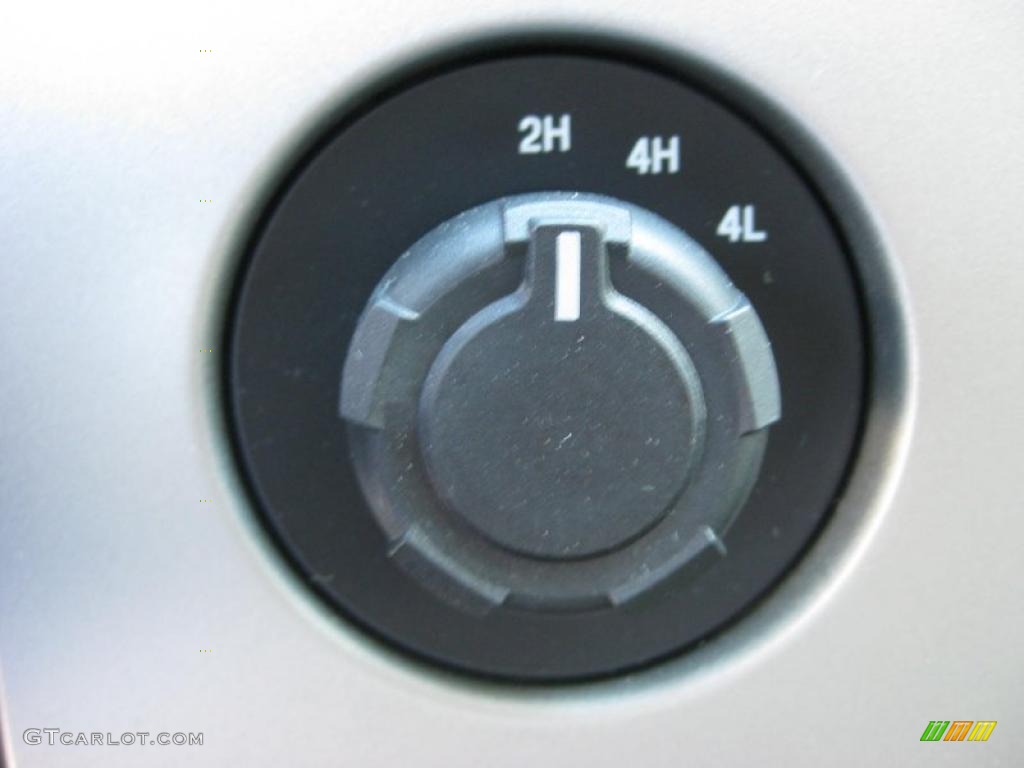 2010 F150 XLT SuperCrew 4x4 - Oxford White / Medium Stone photo #25