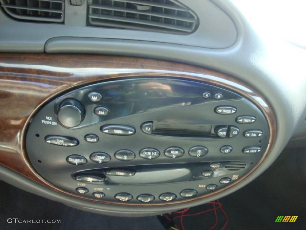 1999 Mercury Sable LS Sedan Controls Photo #37890556