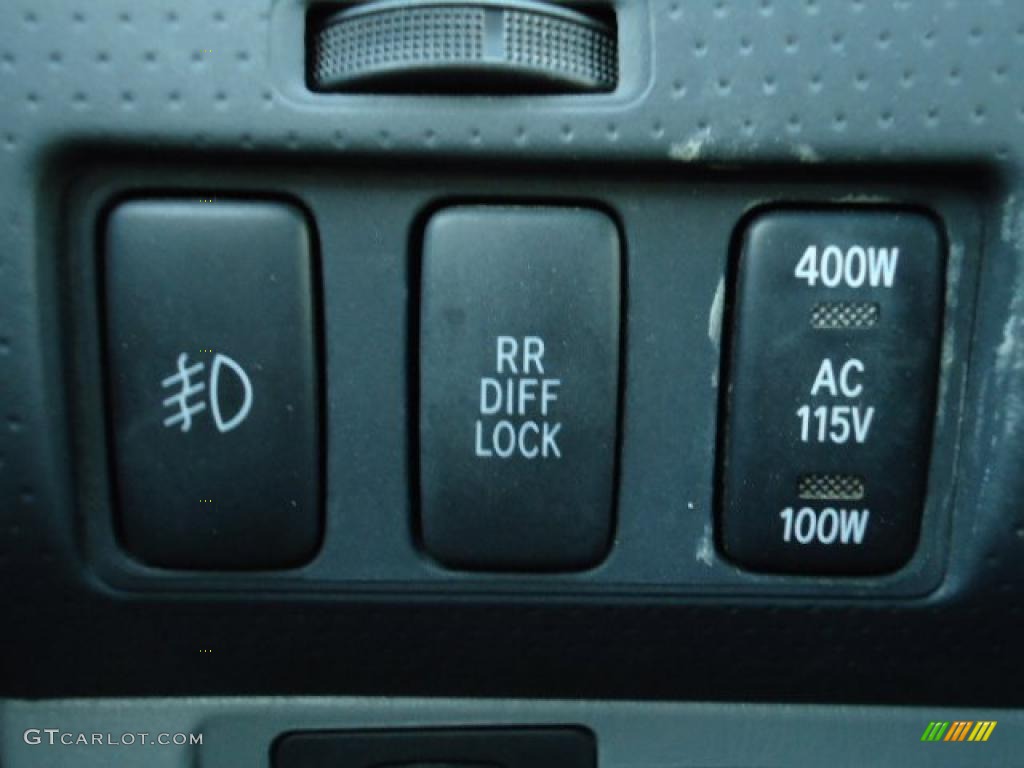 2008 Toyota Tacoma V6 TRD  Access Cab 4x4 Controls Photo #37890588