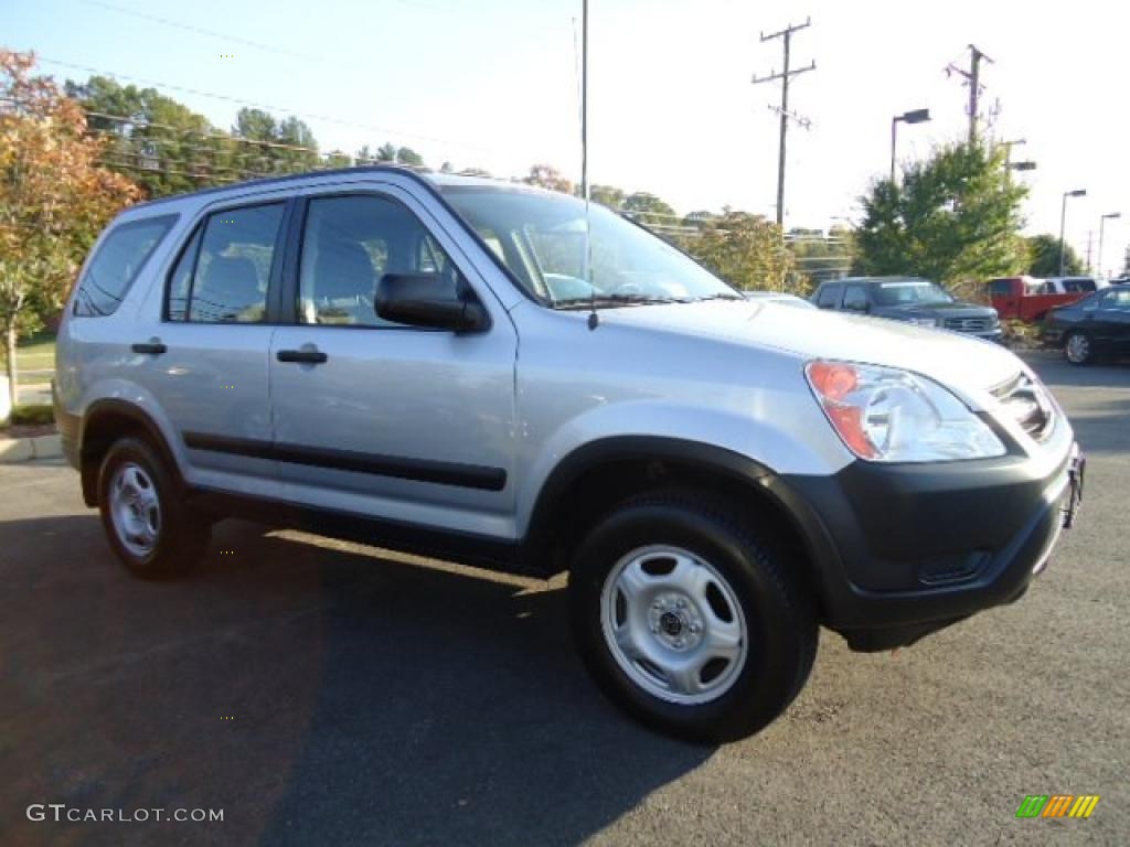2003 CR-V LX 4WD - Satin Silver Metallic / Black photo #4
