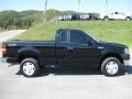 2006 Black Ford F150 XL Regular Cab 4x4  photo #5