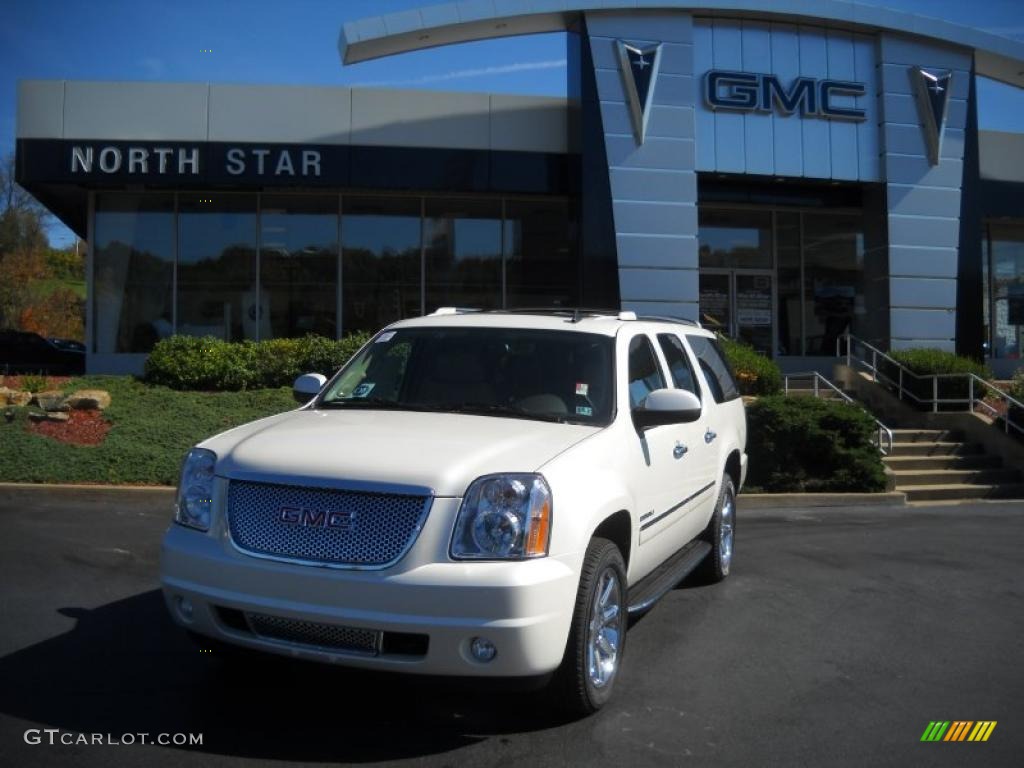 2011 Yukon XL Denali AWD - White Diamond Tintcoat / Cocoa/Light Cashmere photo #1