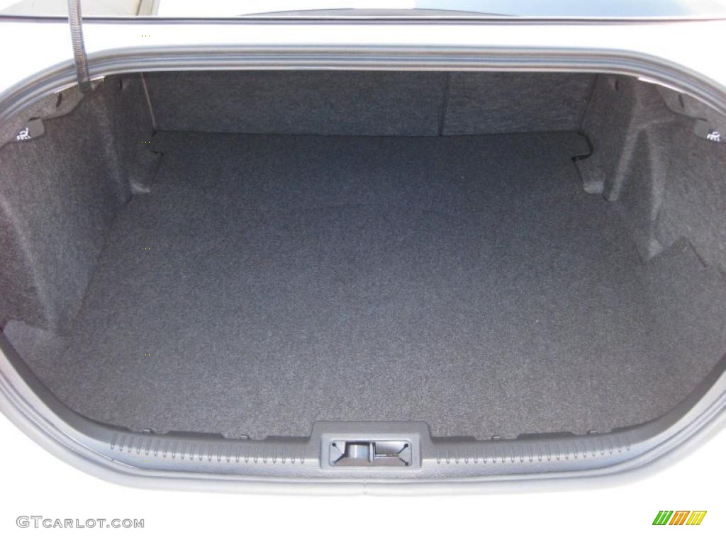 2011 Ford Fusion SEL V6 Trunk Photo #37895656