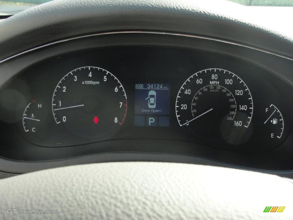 2009 Hyundai Genesis 3.8 Sedan Gauges Photo #37897891