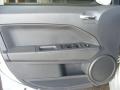 Bright Silver Metallic - Caliber SXT Photo No. 32