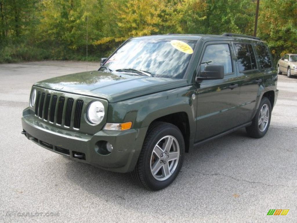 2007 Patriot Sport 4x4 - Jeep Green Metallic / Pastel Slate Gray photo #1