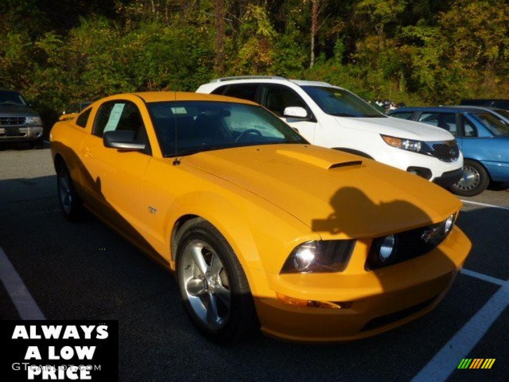 2007 Mustang GT Premium Coupe - Grabber Orange / Dark Charcoal photo #1