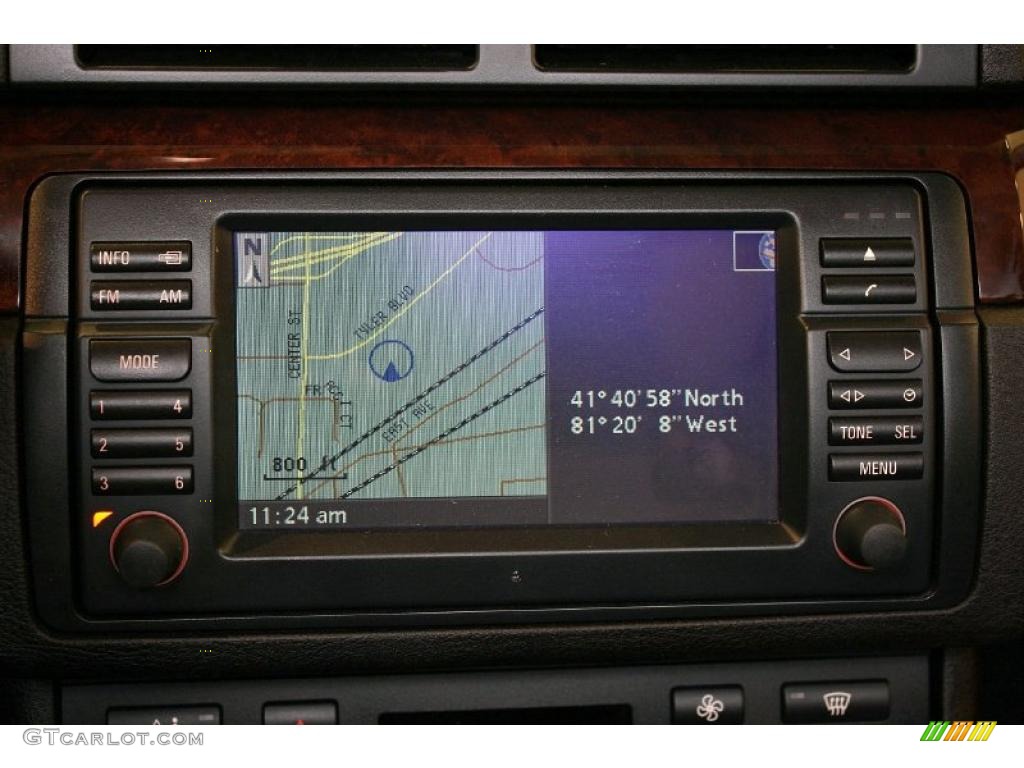 2005 BMW 3 Series 325xi Sedan Navigation Photo #37904103