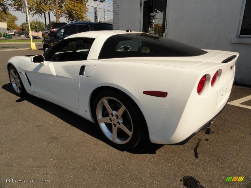 Arctic White 2005 Chevrolet Corvette Coupe Exterior Photo #37904695