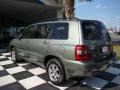 Oasis Green Pearl - Highlander V6 Photo No. 9