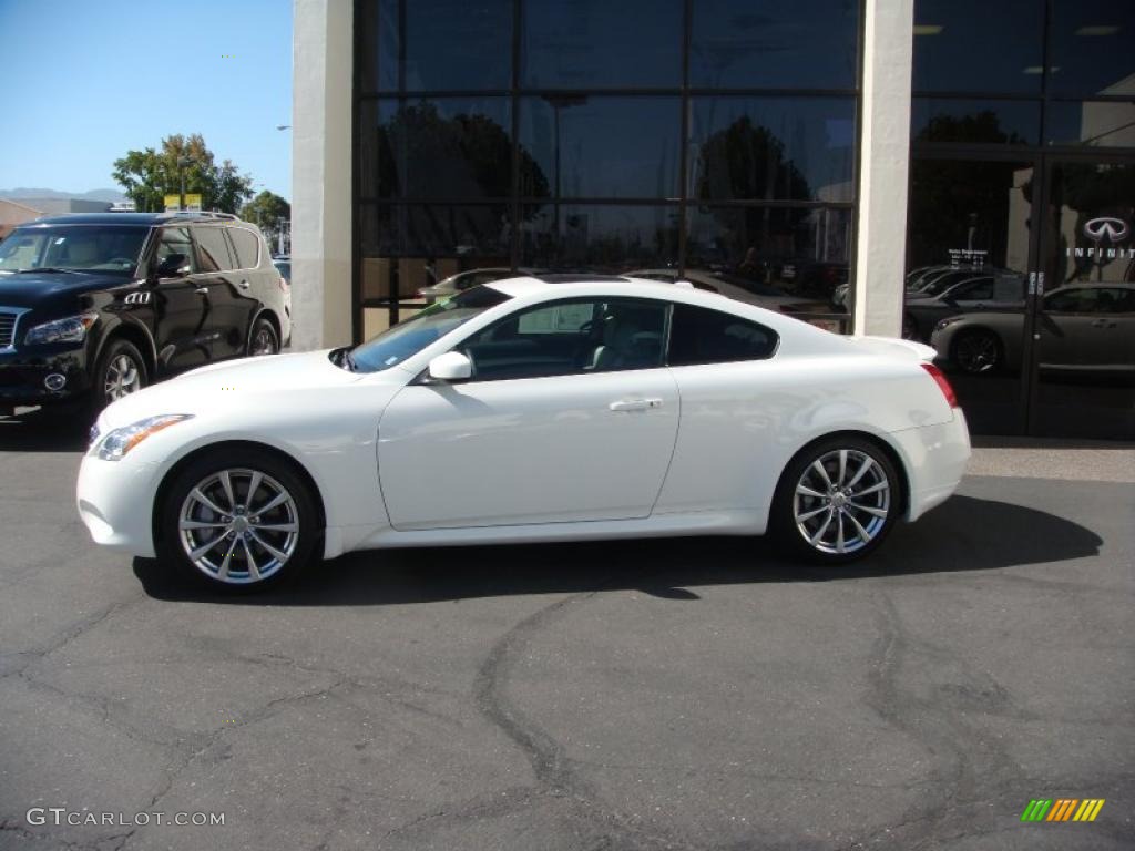 2009 G 37 S Sport Coupe - Moonlight White / Stone photo #3