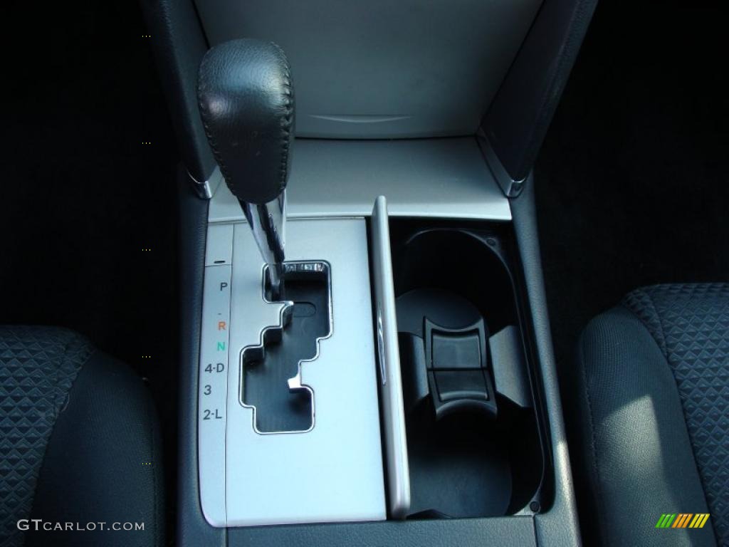 2008 Toyota Camry SE Transmission Photos