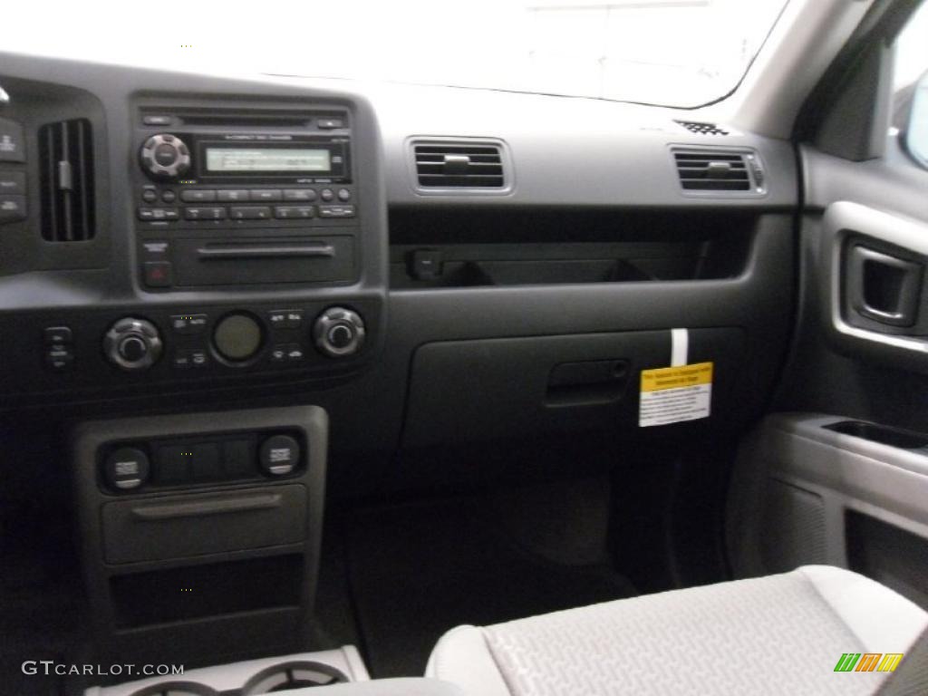 2011 Honda Ridgeline RTS Gray Dashboard Photo #37910497