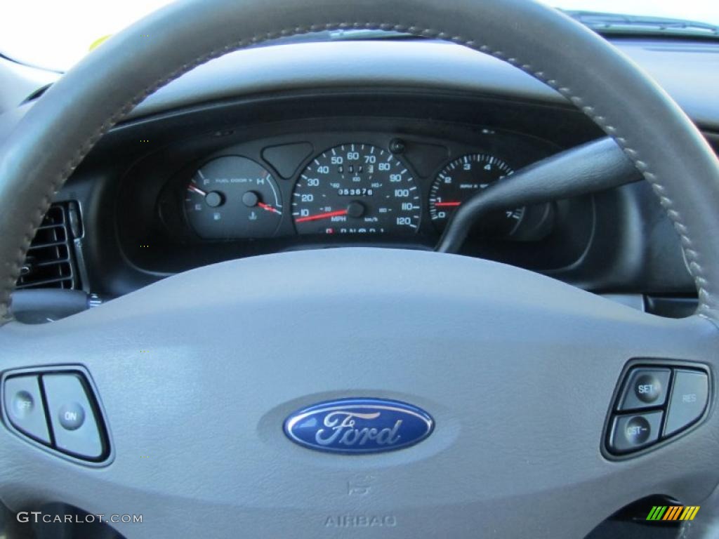 Medium Graphite Interior 2002 Ford Taurus SE Wagon Photo #37912665