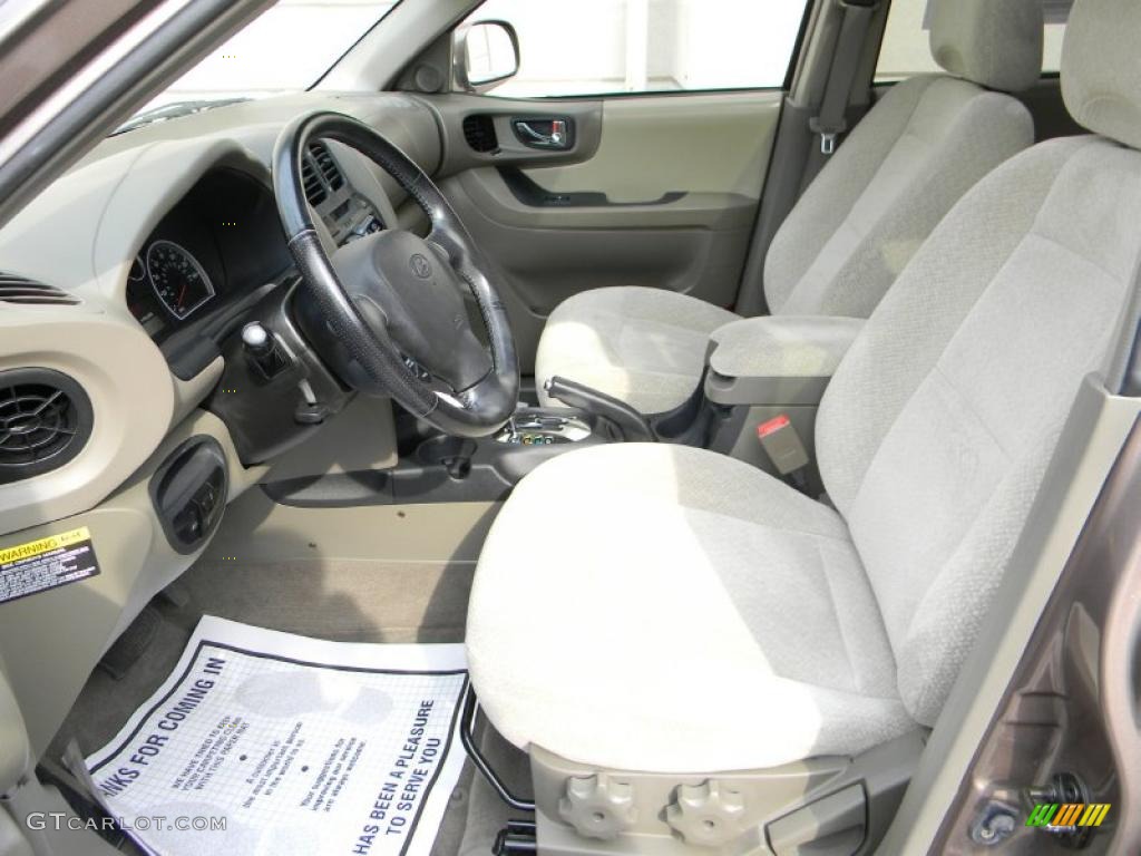 Beige Interior 2005 Hyundai Santa Fe GLS 4WD Photo #37913065