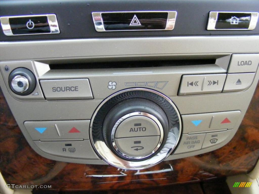 2010 Jaguar XK XK Convertible Controls Photo #37916222