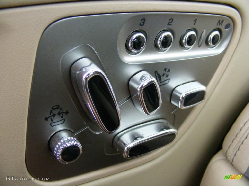 2010 Jaguar XK XK Convertible Controls Photo #37916351