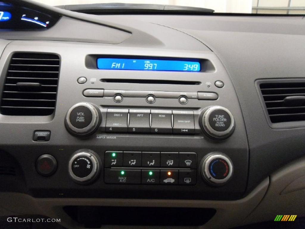 2011 Honda Civic EX Sedan Controls Photo #37917398
