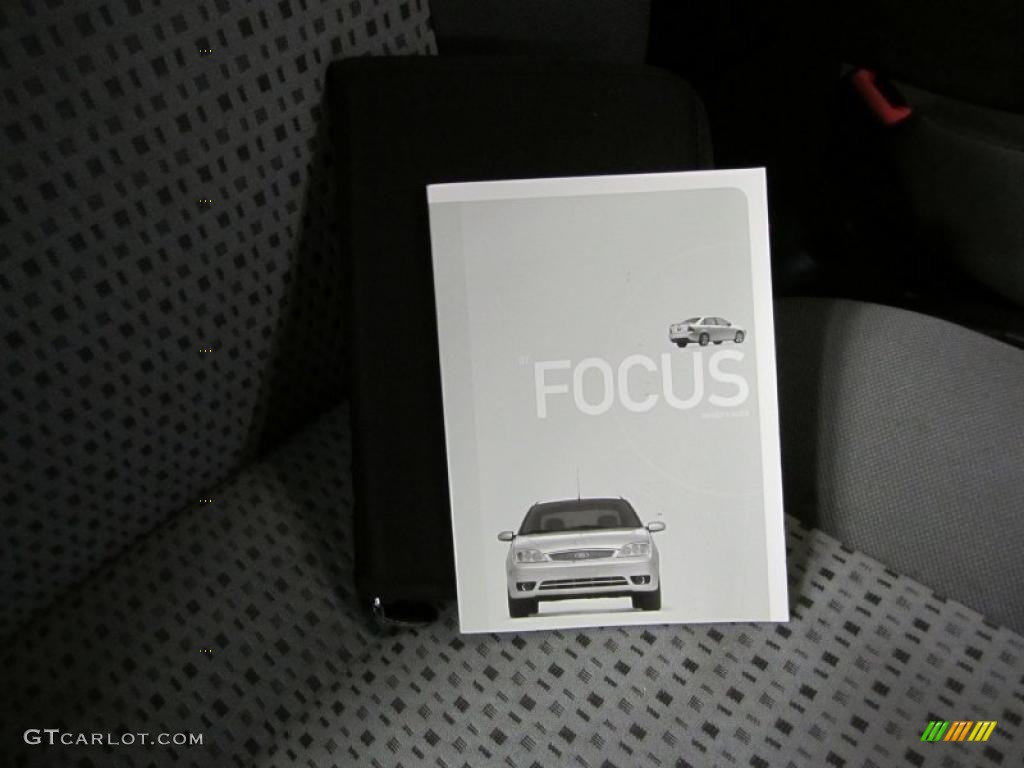2007 Focus ZX4 SES Sedan - Dark Toreador Red Metallic / Charcoal/Light Flint photo #19