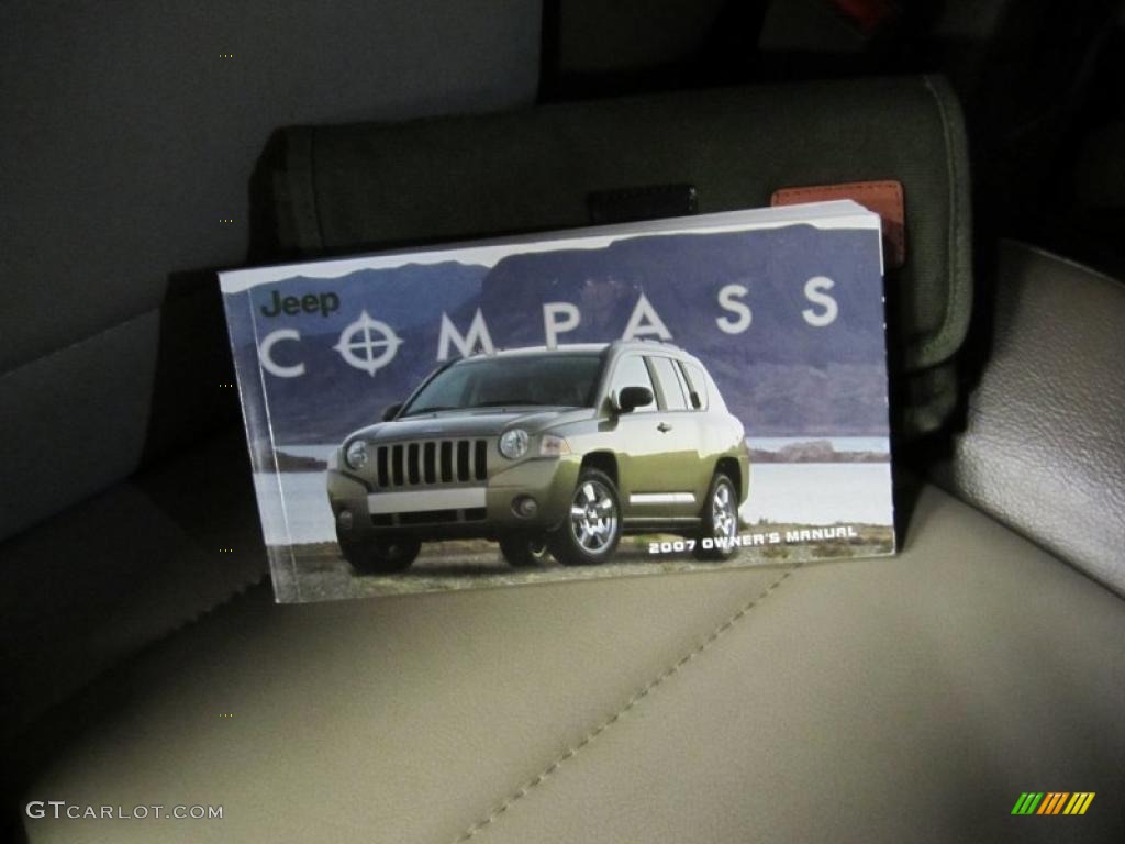 2007 Compass Limited 4x4 - Inferno Red Crystal Pearlcoat / Pastel Pebble Beige photo #20