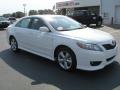 Super White - Camry SE Photo No. 1