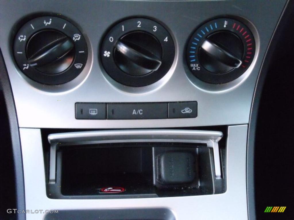2010 Mazda MAZDA3 i Touring 4 Door Controls Photo #37921686
