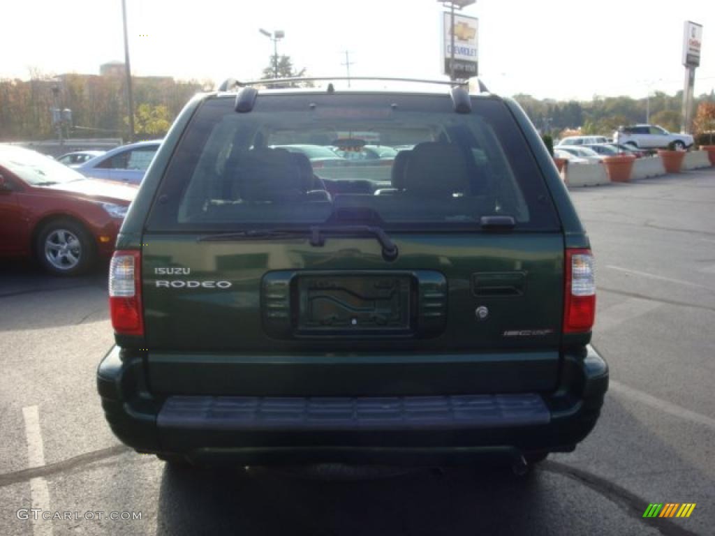 2002 Rodeo LSE 4WD - Garden Green Mica / Beige photo #4