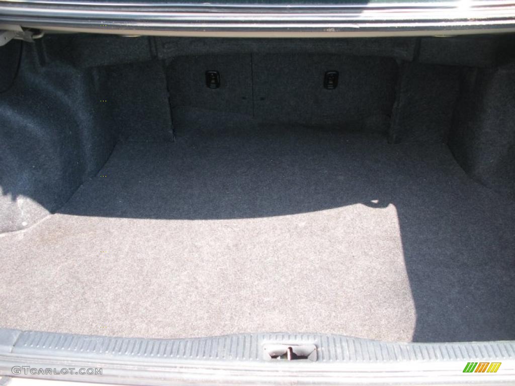 1999 Toyota Camry LE Trunk Photo #37928134