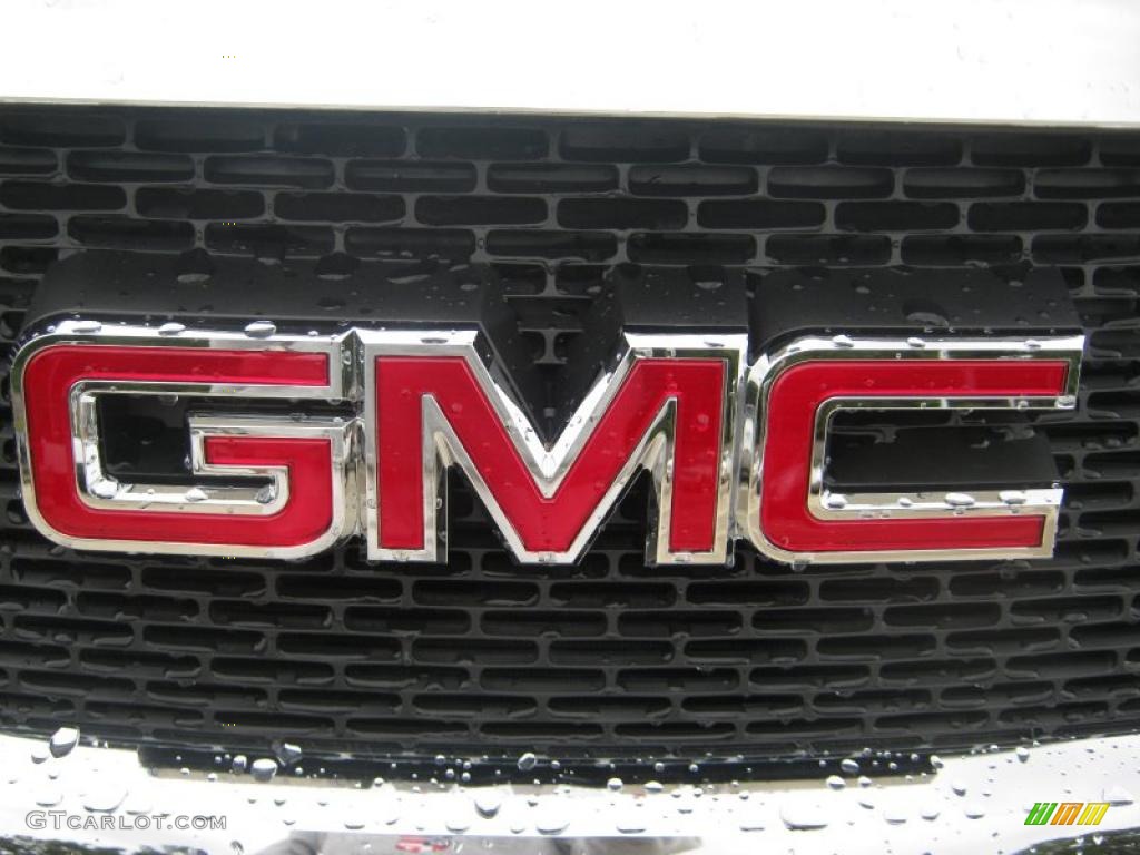 2011 GMC Acadia SLT Marks and Logos Photo #37931322