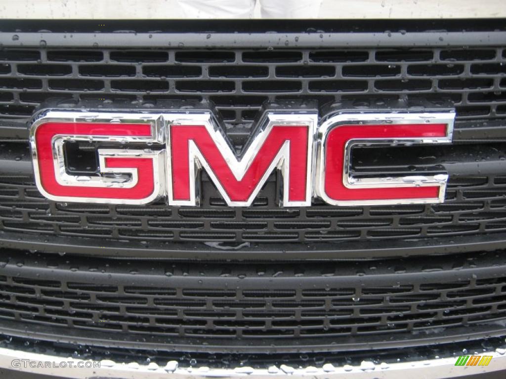 2011 GMC Terrain SLE Marks and Logos Photo #37931666