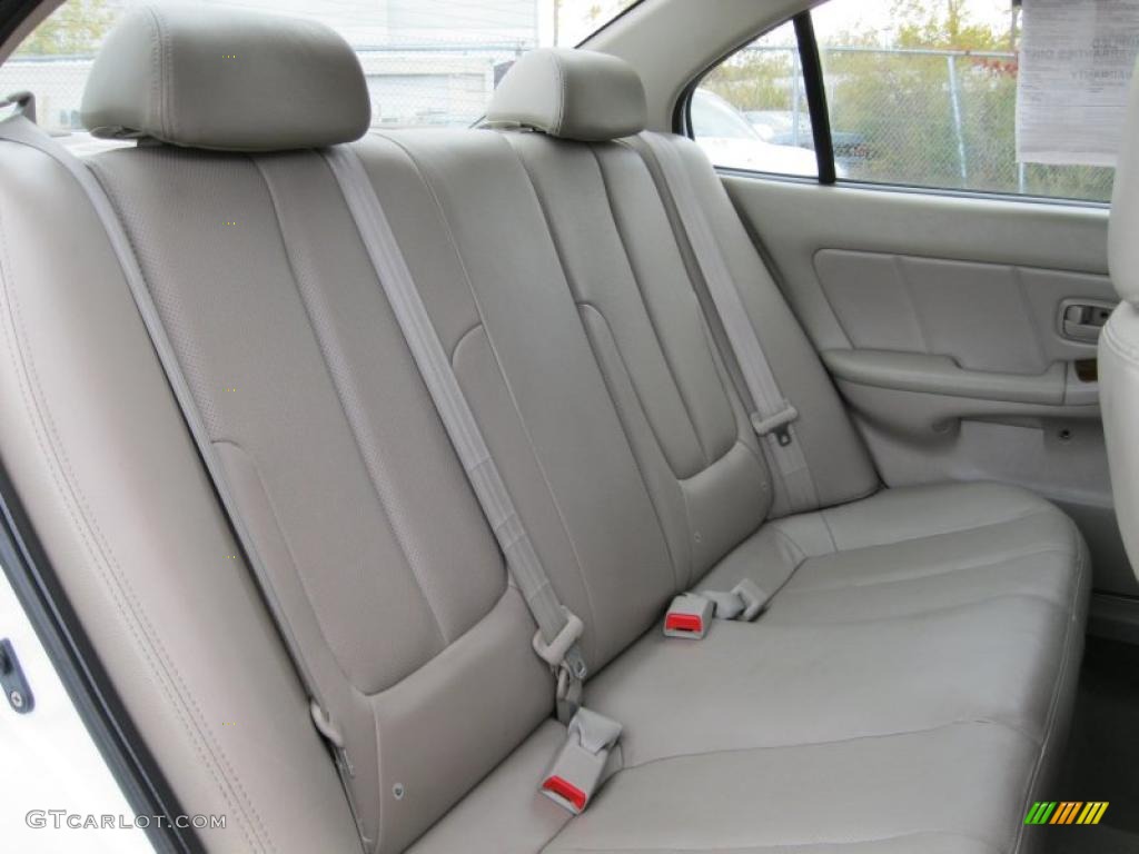 2006 Elantra GLS Sedan - Nordic White / Beige photo #8