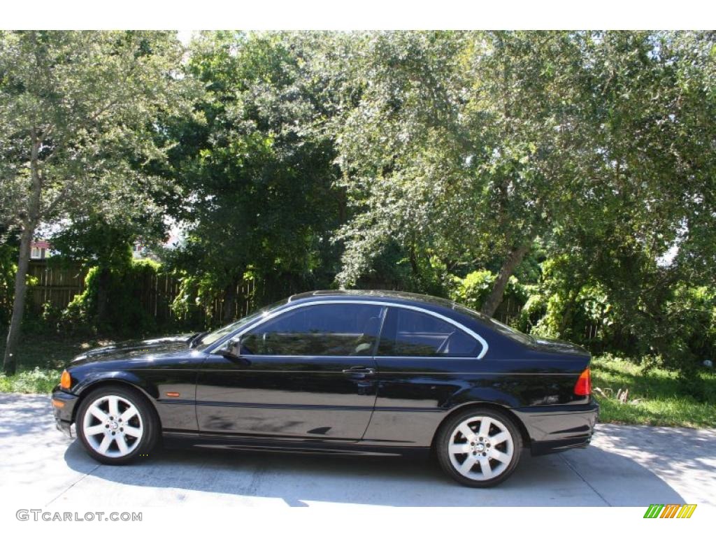 2001 3 Series 325i Coupe - Jet Black / Sand photo #3