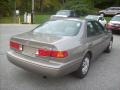 2000 Antique Sage Pearl Toyota Camry LE  photo #19