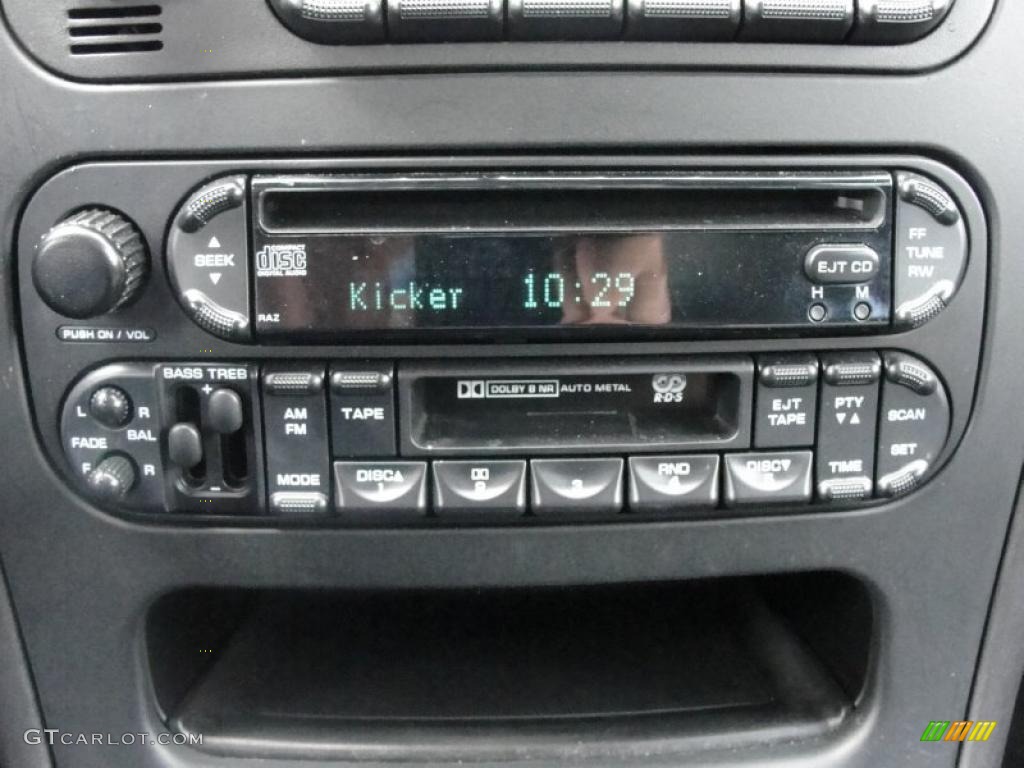 2002 Chrysler 300 M Sedan Controls Photo #37940778