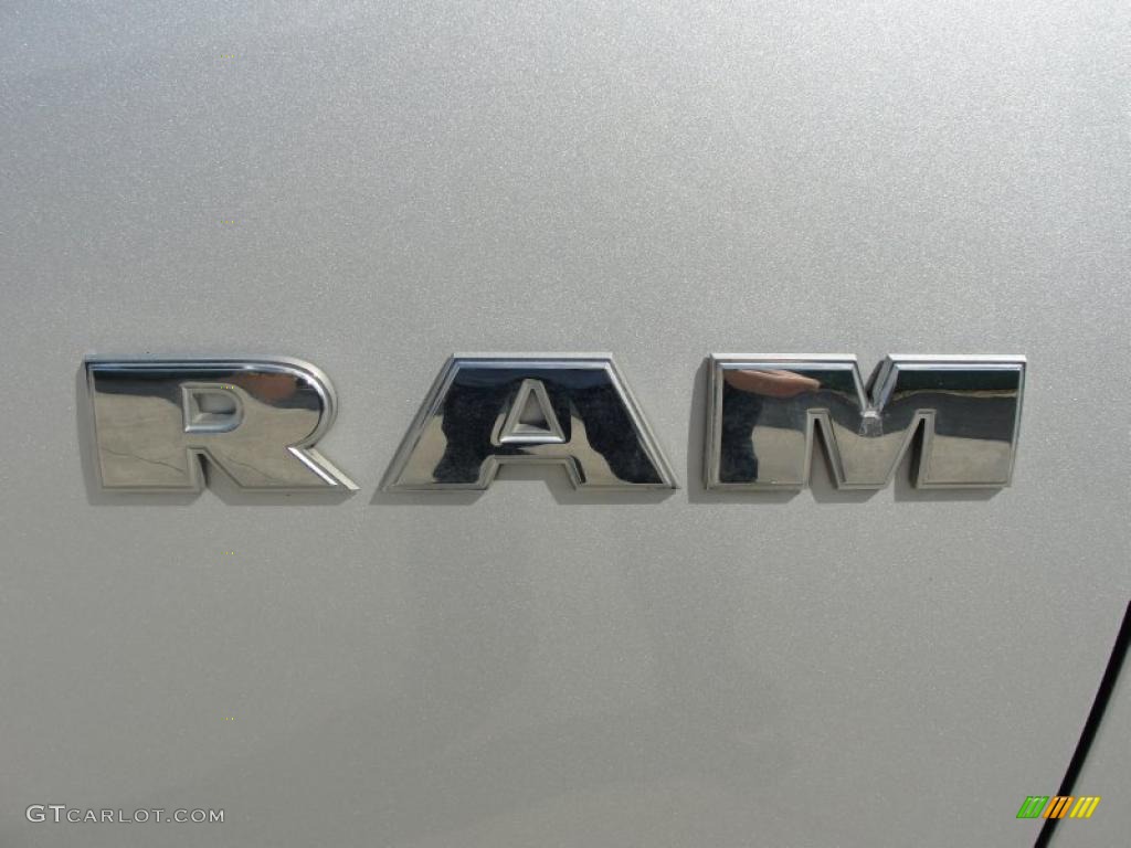 2008 Ram 1500 SXT Quad Cab - Bright Silver Metallic / Medium Slate Gray photo #18
