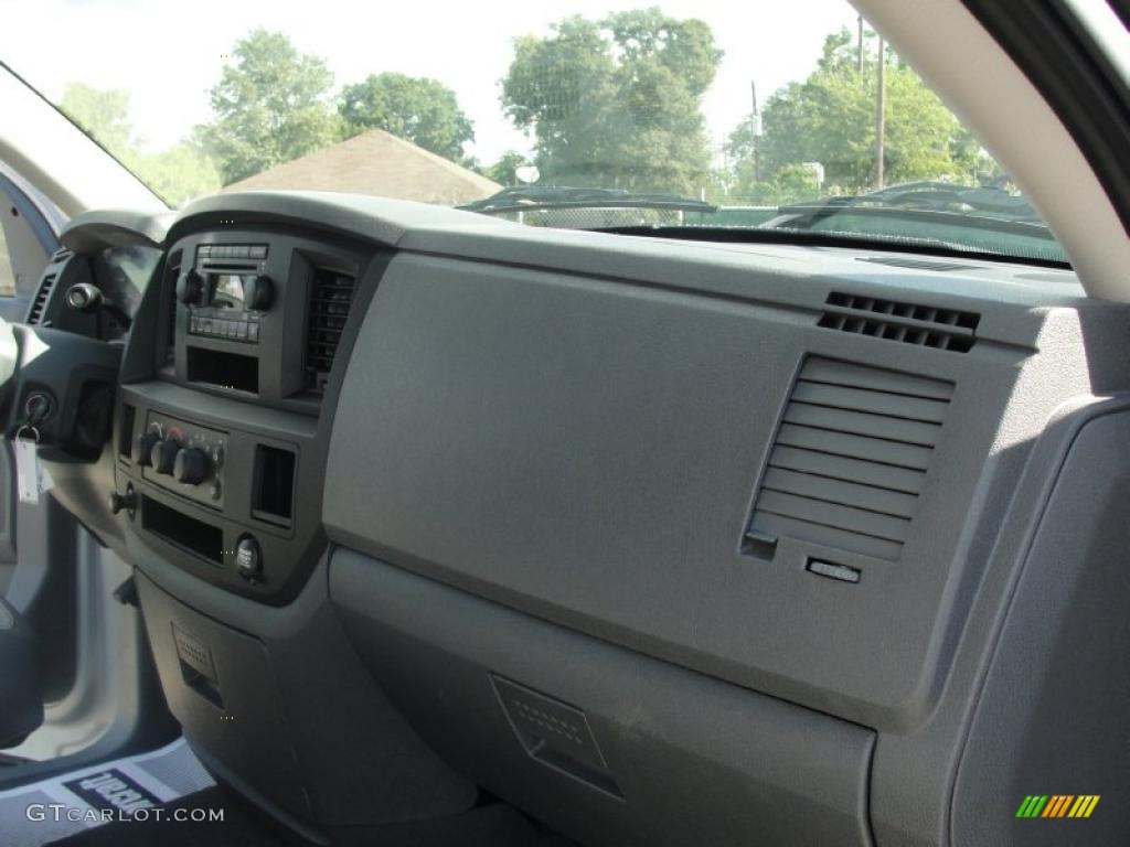 2008 Ram 1500 SXT Quad Cab - Bright Silver Metallic / Medium Slate Gray photo #25