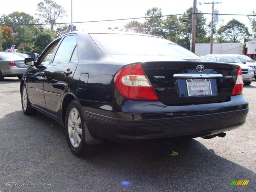 2003 Camry XLE - Black / Taupe photo #6