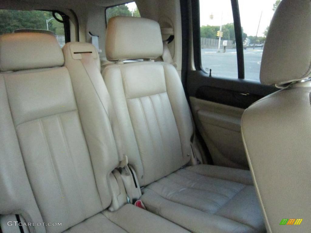 Light Parchment Interior 2004 Lincoln Aviator Luxury AWD Photo #37945019