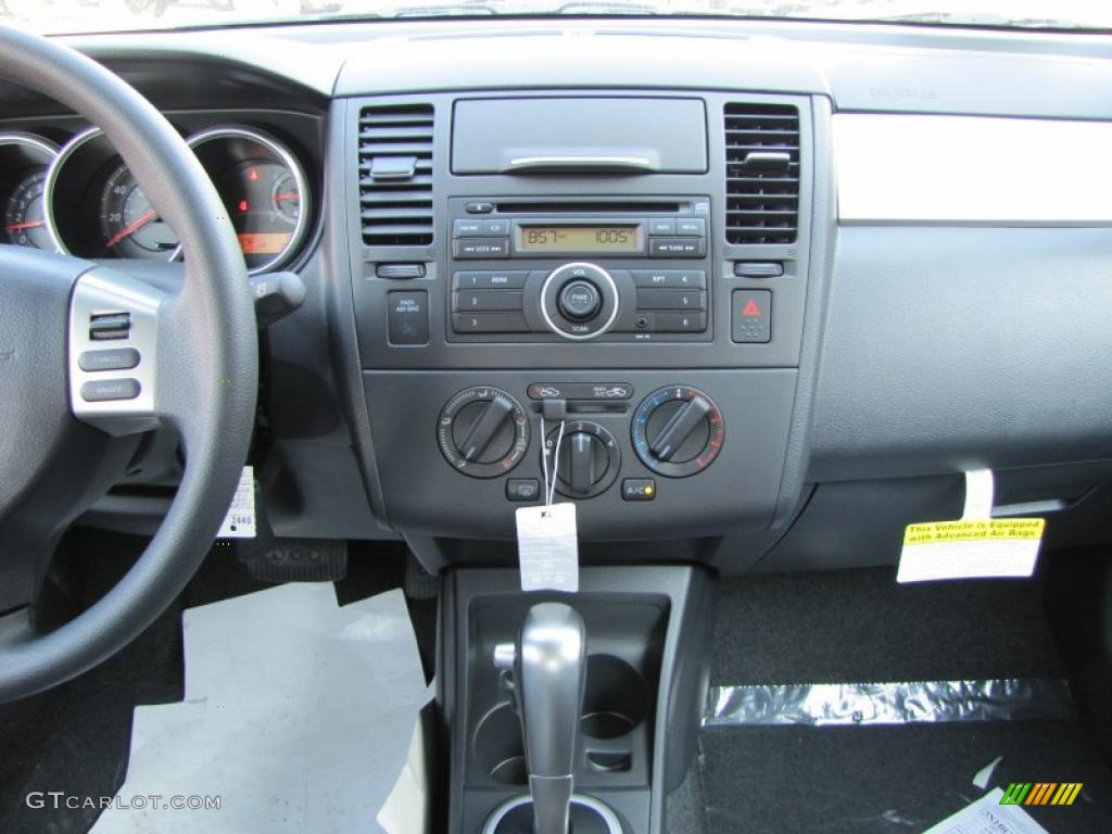 2011 Nissan Versa 1.8 S Hatchback Controls Photo #37946932
