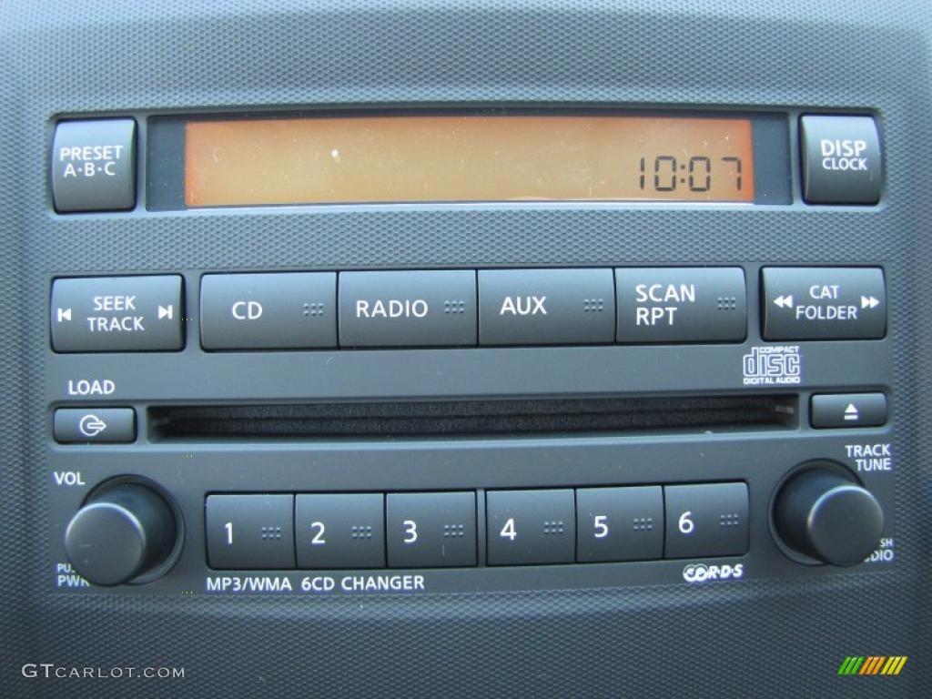 2011 Nissan Frontier SV Crew Cab Controls Photo #37947444