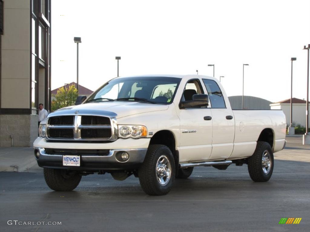 Bright White 2004 Dodge Ram 2500 SLT Quad Cab 4x4 Exterior Photo #37947600