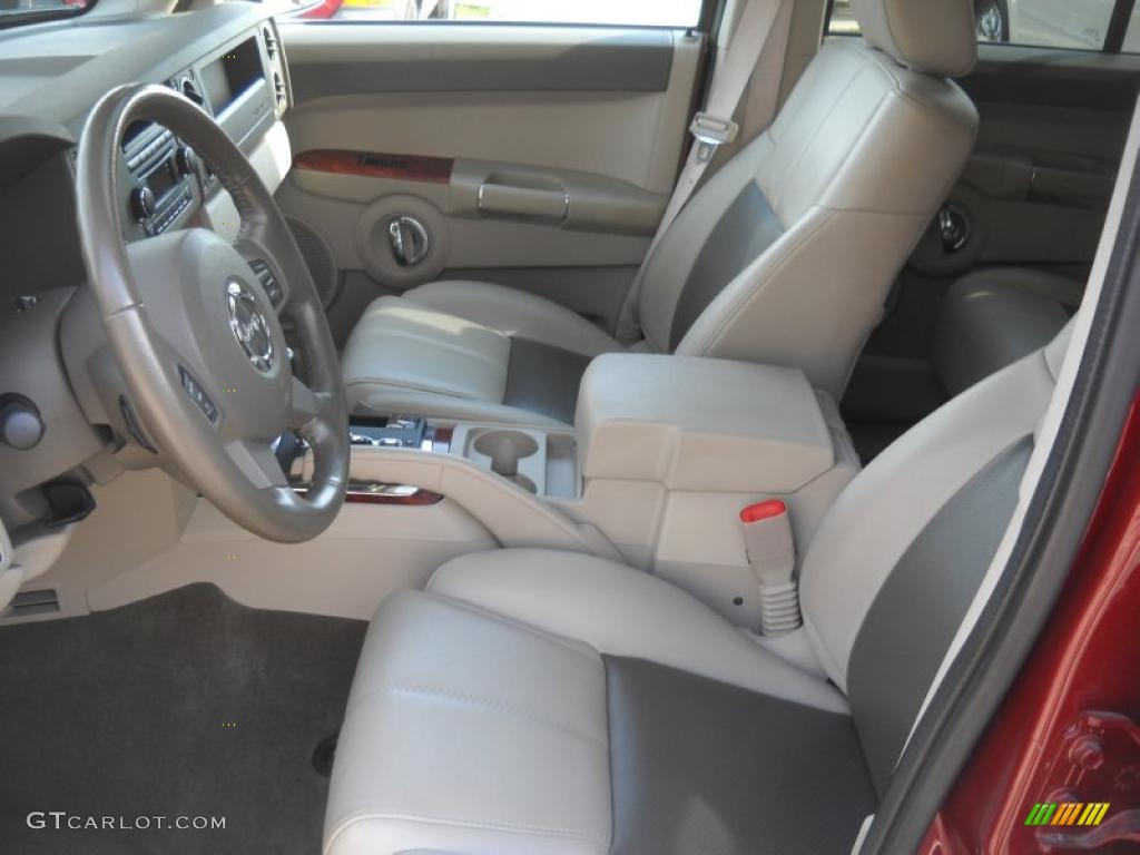 Dark Khaki Light Graystone Interior 2007 Jeep Commander Limited