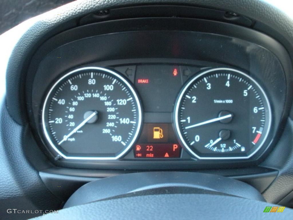 2009 BMW 1 Series 128i Coupe Gauges Photo #37949912