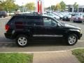 Black - Grand Cherokee Laredo 4x4 Photo No. 6