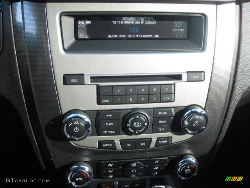 2011 Ford Fusion SEL Controls Photo #37955864